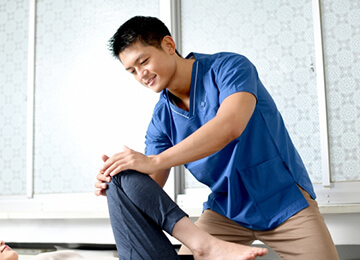 膝や足の痛みの当院での治療方法